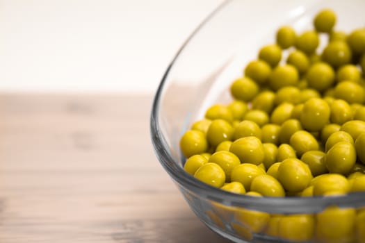 green peas in a glass bowl