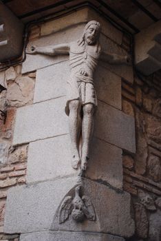 statue of Jesus in a street building in Toledo
