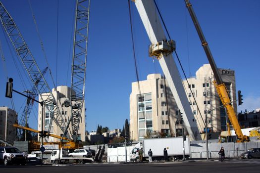 Construction of Calatrava bridge in Jerusalem