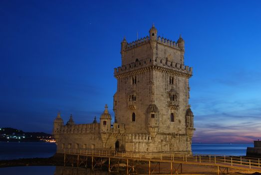 the most famous monument in the city of Lisbon