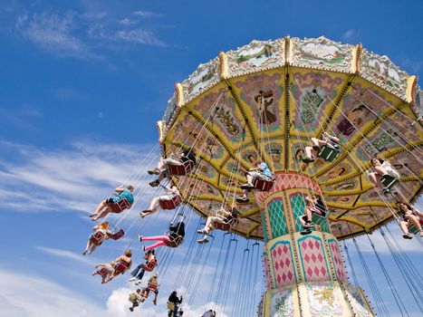 A hot summer day and everyone is looking for there chance to fly.