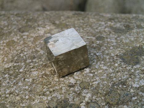 pyrite cube