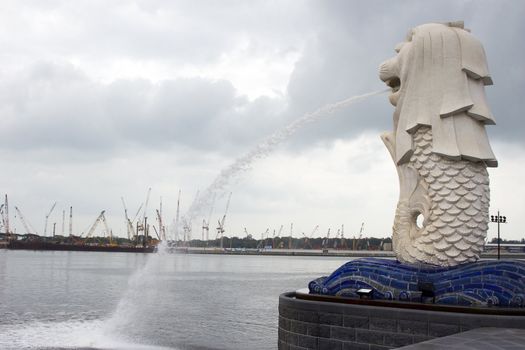 The monument of Singapore - the fabled Merlion. Told to be observed by one of the founders of Singapore, it has since become a national landmark, much as the Angkor Wat in Cambodia.