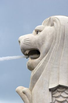 The monument of Singapore - the fabled Merlion. Told to be observed by one of the founders of Singapore, it has since become a national landmark, much as the Angkor Wat in Cambodia.