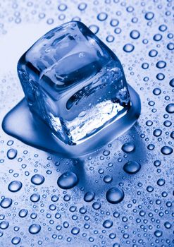 Ice can refer any of the 14 known solid phases of water. 