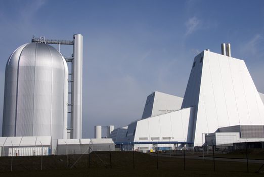 A futuristic power plant that looks like a nuclear facellity