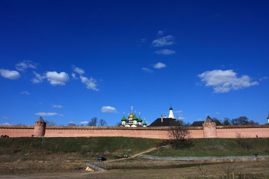 monastery, wall, fortress, church, temple, acathedral, religion, christianity, bridge, strengthening, fort, red, brick, old, ancient, museum, tower, loopholes, sky, clouds, spring, architecture