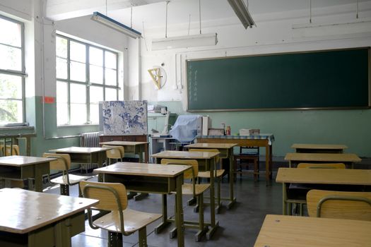 Elementary school classroom in China