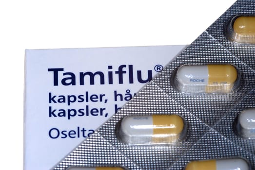 Tamiflu 75mg from Roche.
Selectiv focus.
