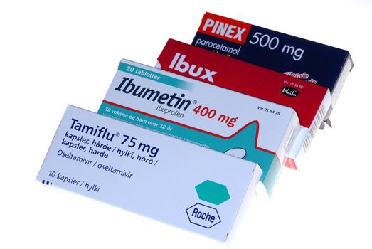 Tamiflu, Ibumetin, Ibux, Pinex tabloid.
Selectiv focus.
