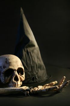 Halloween hat and skull