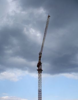 Construction crane