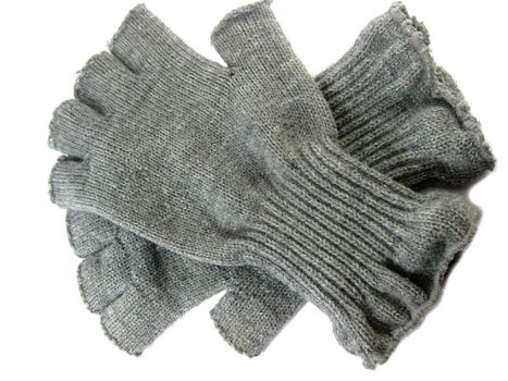 Crocheted gray gloves without fingers