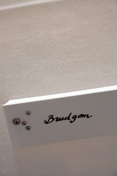 norwegian table sign. translates groom. 