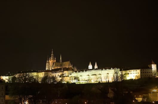 Night view of Prague Castle and St-Vitus Cathedral