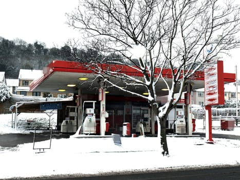 petrol station (winter)
