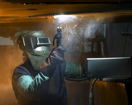 welder at work