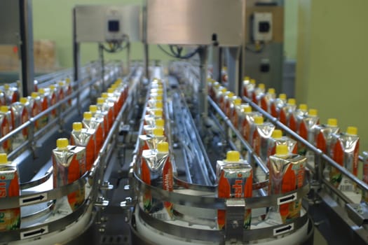 Equipment on production juice and drink