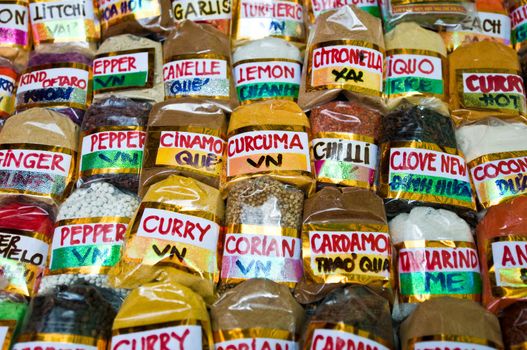 We can find all kind of spices at any Hanoi market.