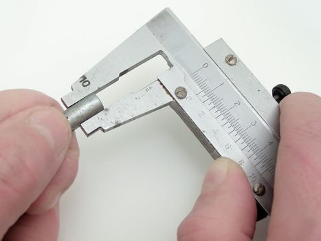 The metal calipers tool calibrating 