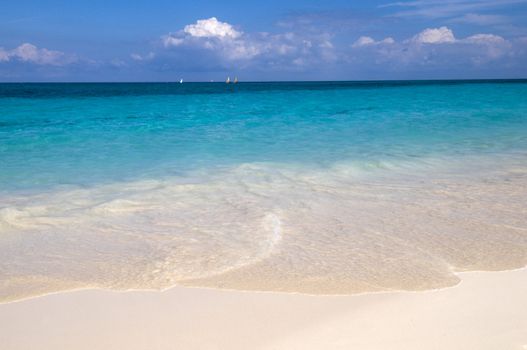 Caribbean paradise - clear water and white sand -  Best of Cuba 