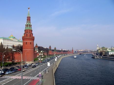 Bank of Moscow river in view from Kremlin’s Red Wall