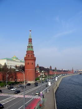 Bank of Moscow river in view from Kremlin’s Red Wall