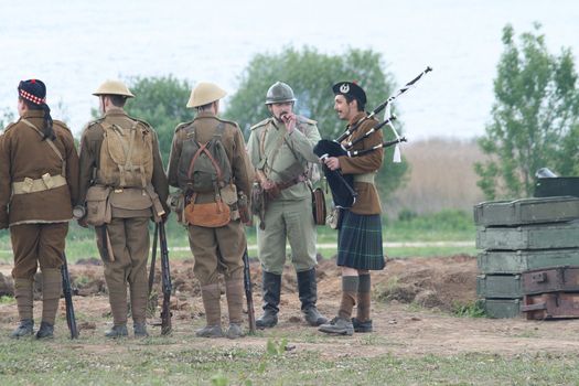 World War 1, reenacting. English soldiers