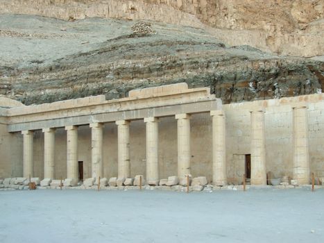 Temple of tsarina Khatshepsut in Egypt