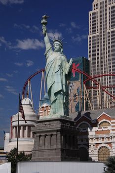 Statue of Liberty fronting casino on Las Vegas Strip