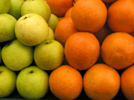 Apples and oranges on the market