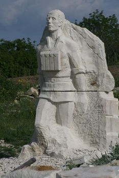 A simple monument to Soviet soldiers. Made out of stone.
