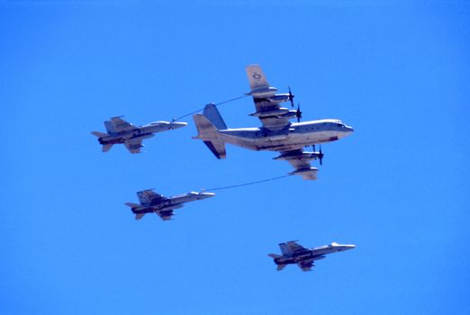 Refueling plane in acction