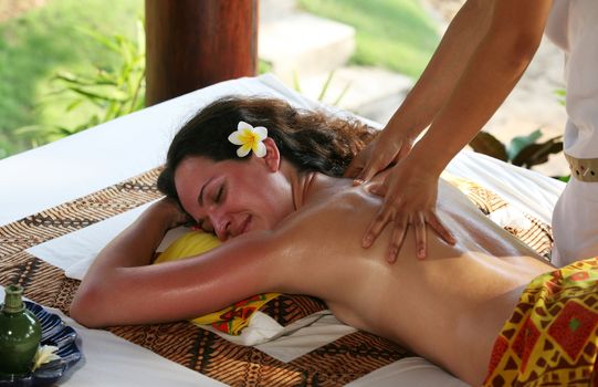 White woman on massage in Bali salon