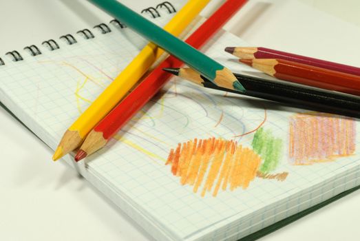 drawing-pad, color pensils