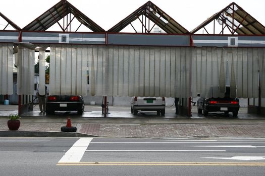 car line up for Carwash in seoul korea