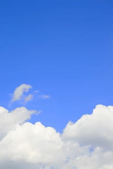 Sky with fluffy white clouds 