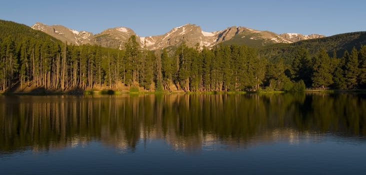 Early morning at Sprague Lake - Rocky Mountain National Park