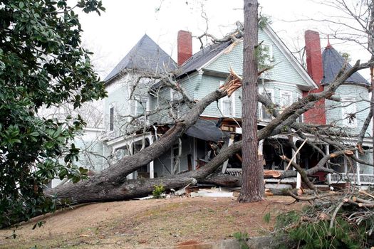 White house damaged by tornado
