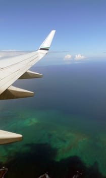 view from a plane flying over hawaii