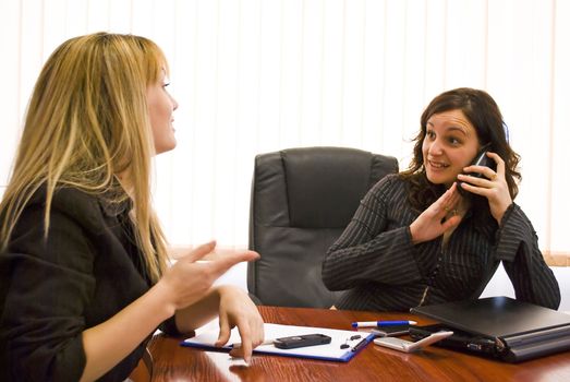 office gossips during work day