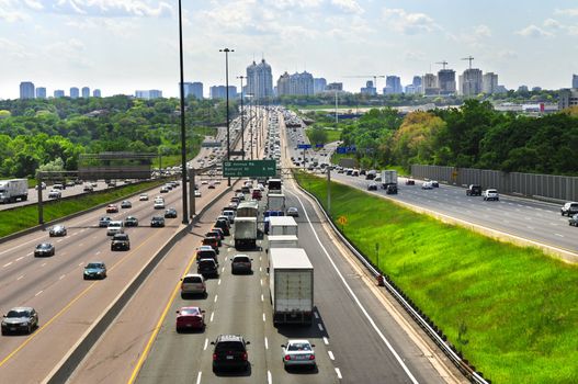 Busy multi-lane highway in a big city