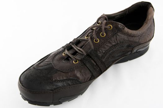 brown leather casual shoe