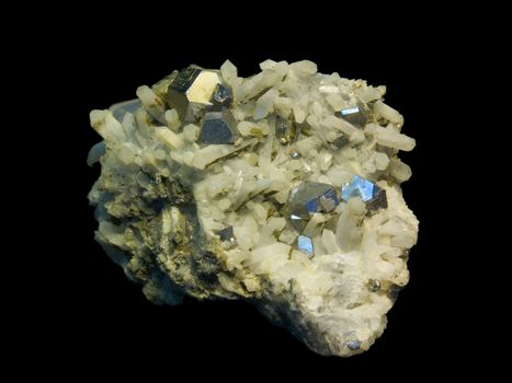 Crystals galenita and rock crystal on kaltsite