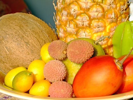 Mixed fresh exotic fruit composition