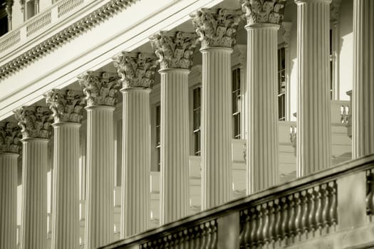 columns and pillars in classic architecture