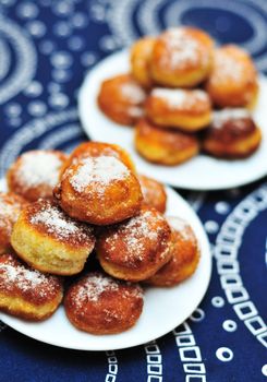 russian doughnuts are made from farmer cheese 