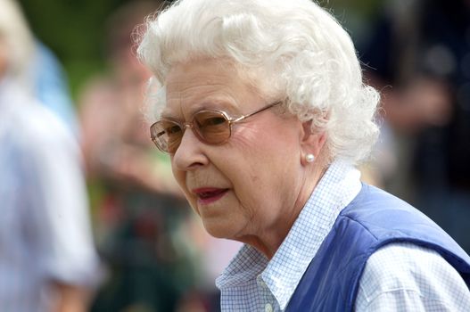 The queen of United Kingdom Elizabeth II