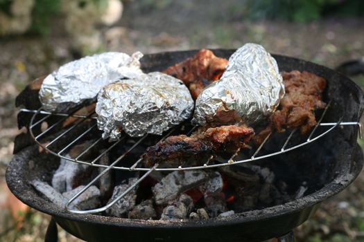 grill and barbecue, meat, potatoes