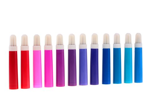 Set of felt-tip pens of different colours for work and children's creativity.